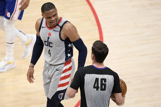 关键比赛中 关键比赛中